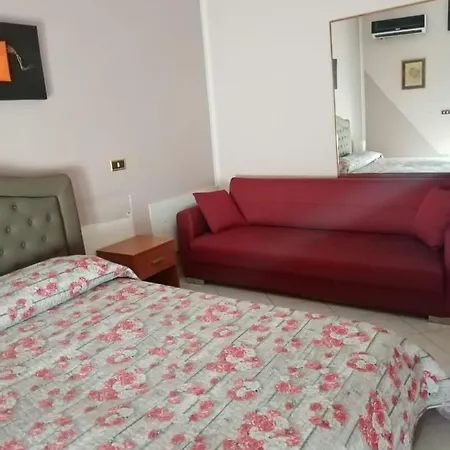 De Rosa Hotel 2*