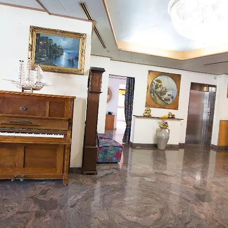 Hotel De Rosa