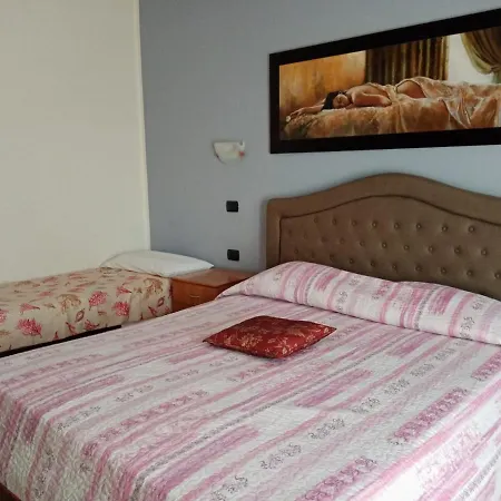 De Rosa Hotel 2*